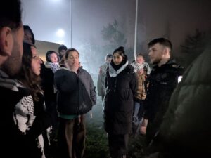 MP and Medical professionals camp outside HMP Bronzefield all night as Hunger Striker Denied Emergency Medical Access